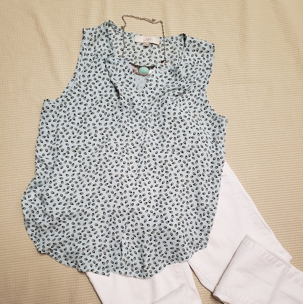 Ann Taylor Silk Sleeveless🚩